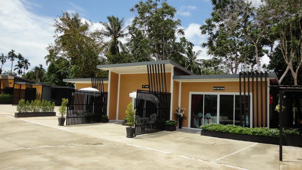 Love You Resort Chumphon Exterior photo